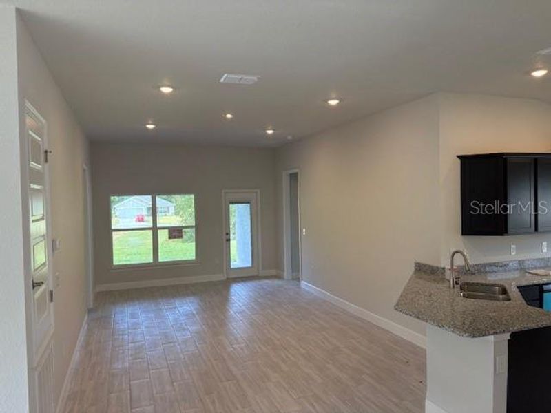 Spacious, unfurnished interior of a new home in Juliette Falls, Dunnellon (Image 6). Spacious, unfurnished interior of a new home in Juliette Falls, Dunnellon (Image 6).