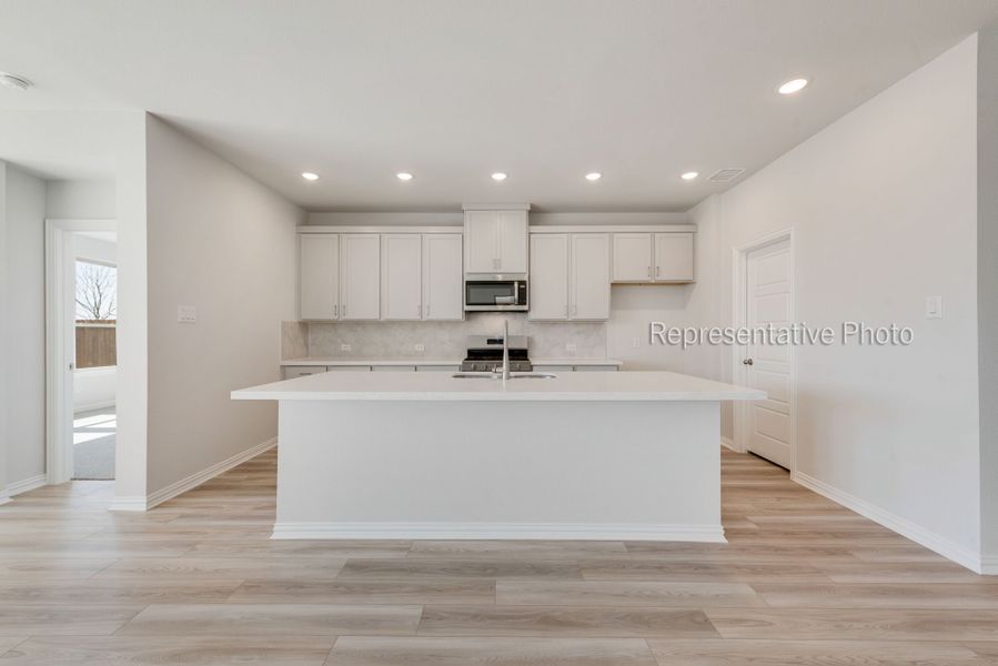 Photo representation of the Jasmine floorplan. Colors, finishes and options will vary. Photo representation of the Jasmine floorplan. Colors, finishes and options will vary.