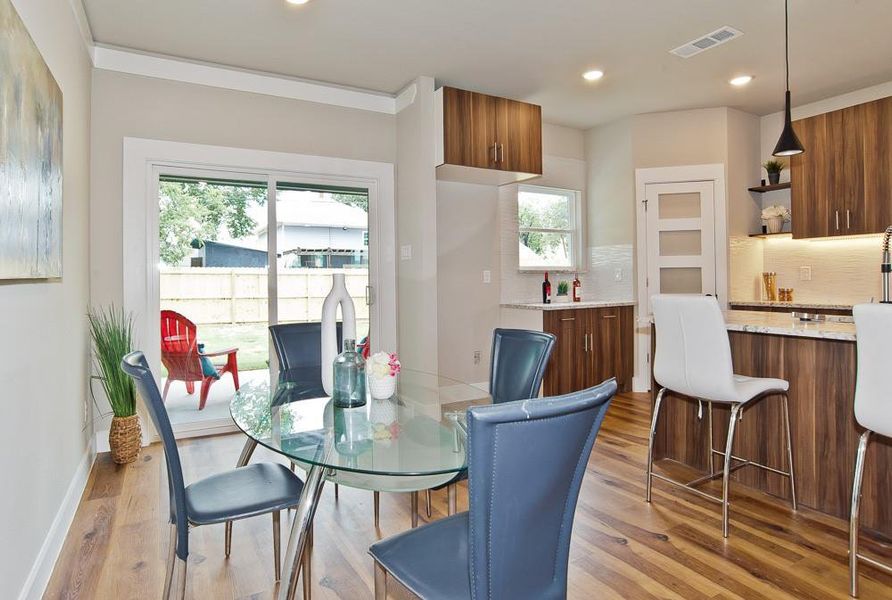 Furnished interior view inside a new home in , Dallas (Image 8). Furnished interior view inside a new home in , Dallas (Image 8).