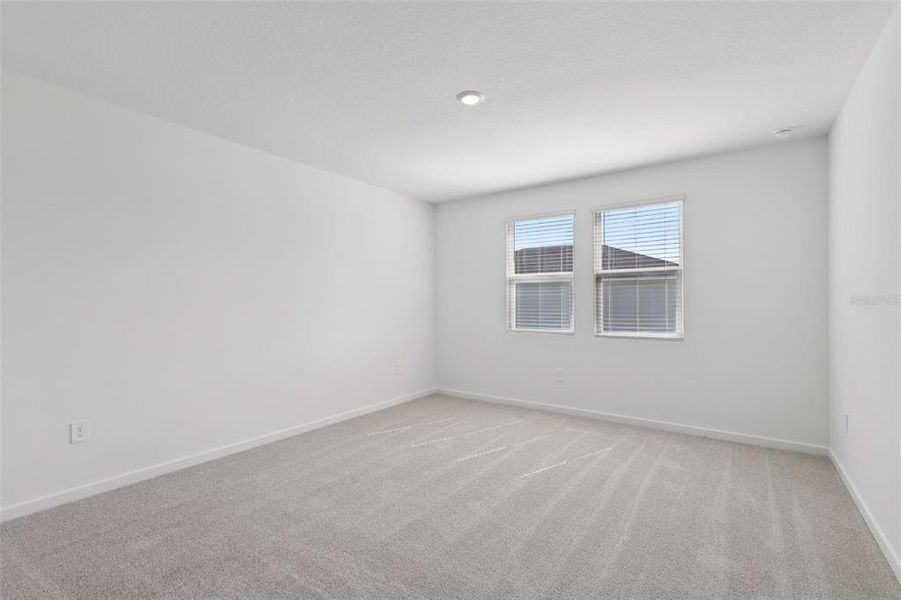 Spacious, unfurnished interior of a new home in , Palm Coast (Image 30).