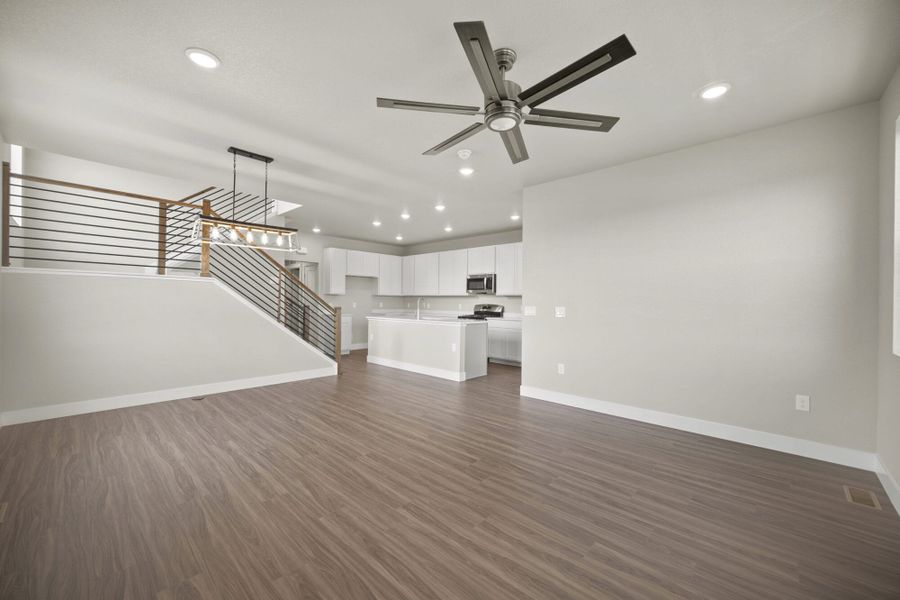 Image 34 of a home in Pony Park. Image 34 of a home in Pony Park.