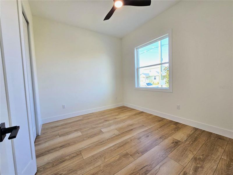 Spacious, unfurnished interior of a new home in , Tampa (Image 20).