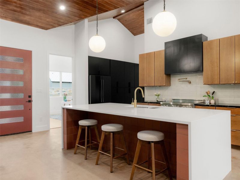 Large kitchen island for entertaining.