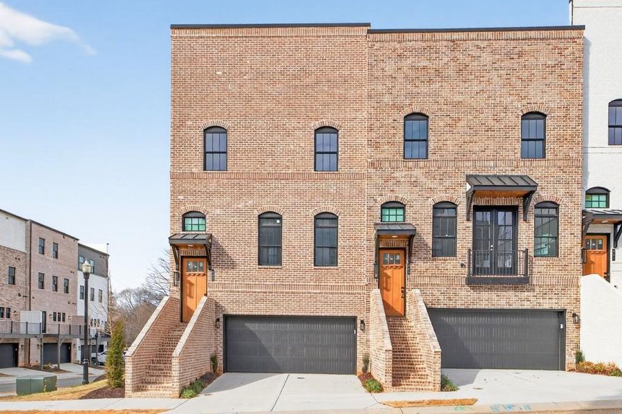Image 48 of a home in Skyview On Broad. Image 48 of a home in Skyview On Broad.