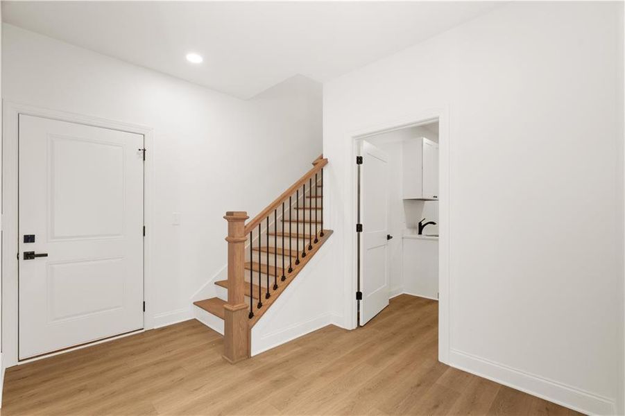 Spacious, unfurnished interior of a new home in , Cartersville (Image 26).