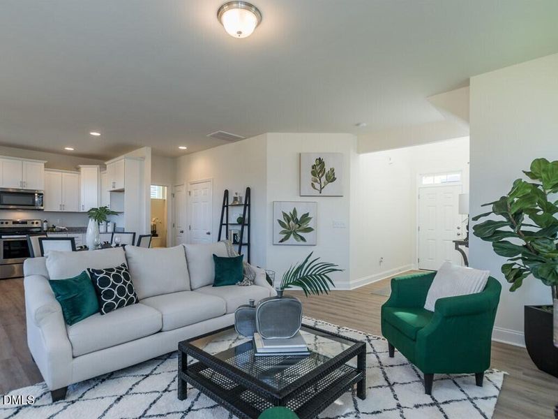 006_ Family Room