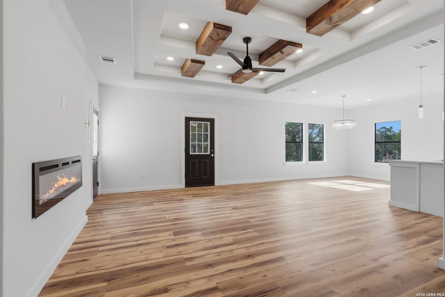 Spacious, unfurnished interior of a new home in , Spring Branch (Image 25).