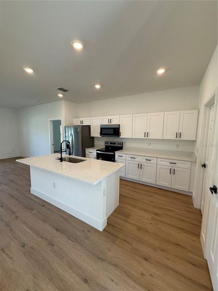 Furnished interior view inside a new home in , Ocala (Image 7).