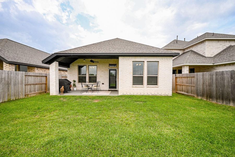 Image 6 of a home in The Grand Prairie 40'. Image 6 of a home in The Grand Prairie 40'.