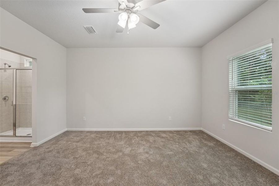 Spacious, unfurnished interior of a new home in , Palm Coast (Image 30).