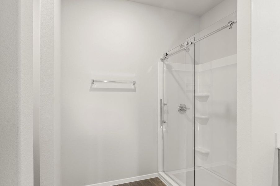 Spacious, unfurnished interior of a new home in Edgebrooke, Pflugerville (Image 34). Spacious, unfurnished interior of a new home in Edgebrooke, Pflugerville (Image 34).