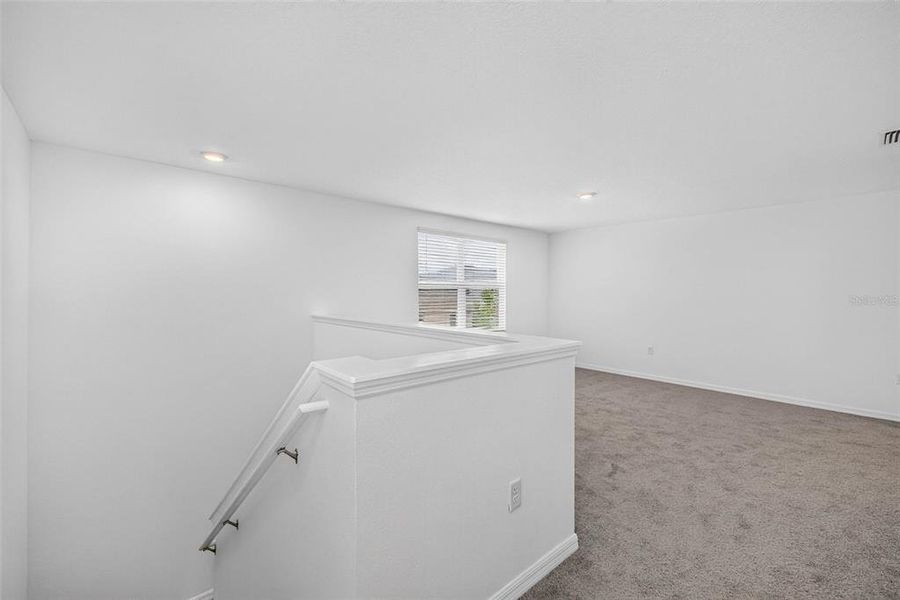 Spacious, unfurnished interior of a new home in , Tampa (Image 41).