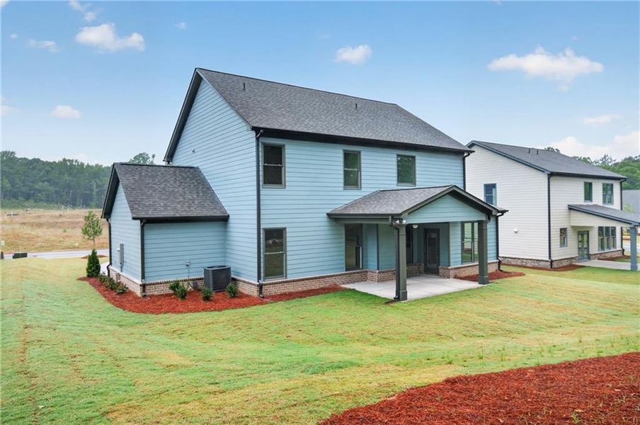Exterior details and patio area of a home in , Winder (Image 4).