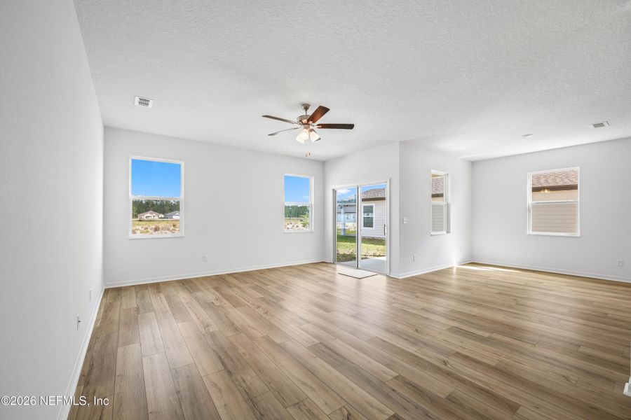 Spacious, unfurnished interior of a new home in Westport Landing, Jacksonville (Image 48).
