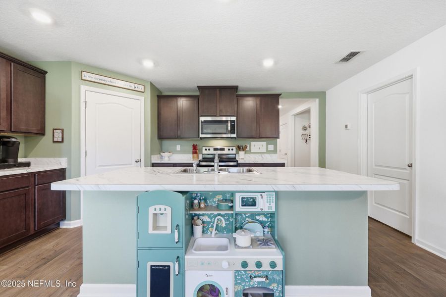 Furnished interior view inside a new home in Willow Springs, Green Cove Springs (Image 11).