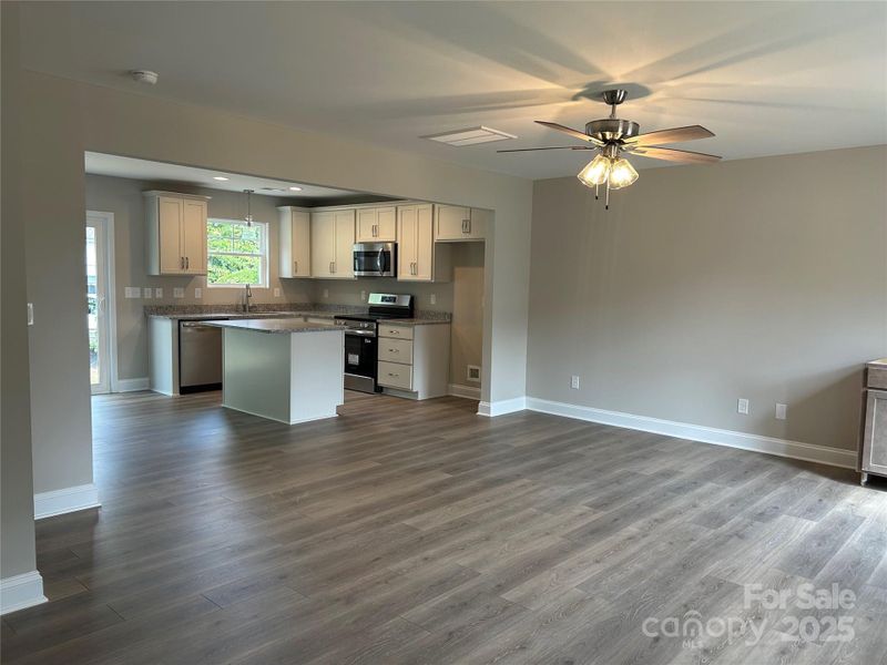 Spacious, unfurnished interior of a new home in , Monroe (Image 3).