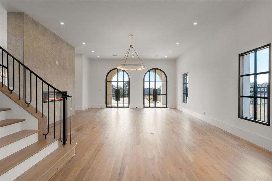 Spacious, unfurnished interior of a new home in Fleming Pointe, Fort Worth (Image 22).