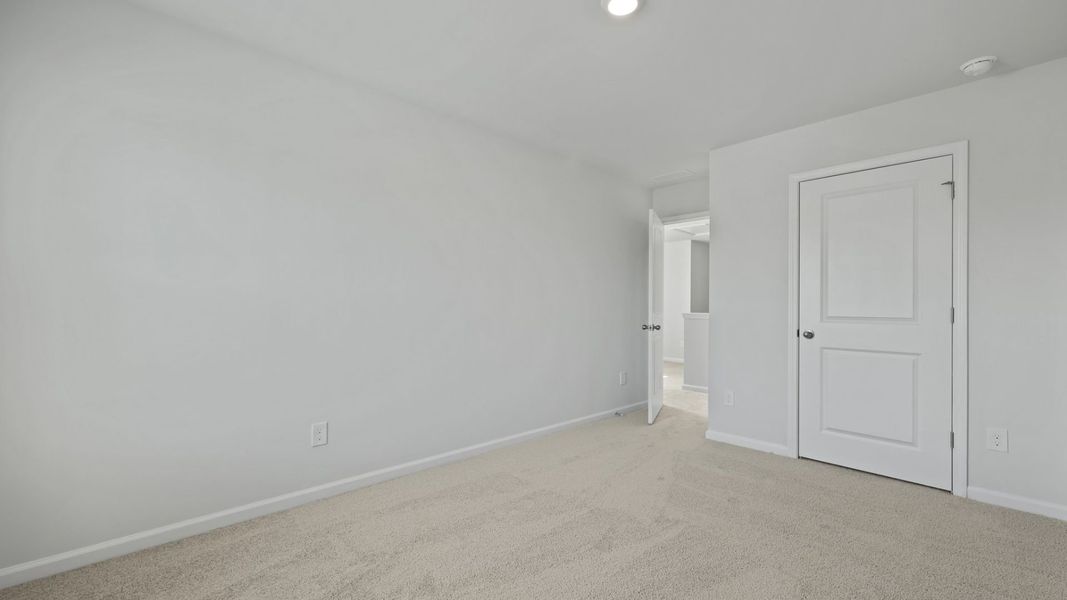 Representative unfurnished interior of a home built from the ELSTON by D.R. Horton in Hillcrest, Ravenel (Image 22).