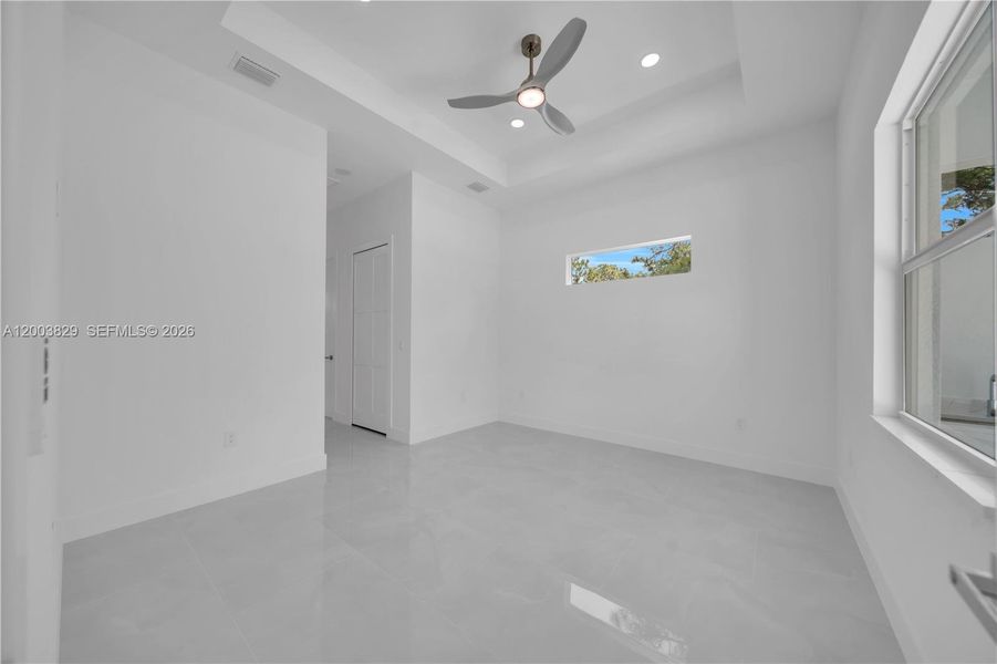 Spacious, unfurnished interior of a new home in , Lehigh Acres (Image 18). Spacious, unfurnished interior of a new home in , Lehigh Acres (Image 18).