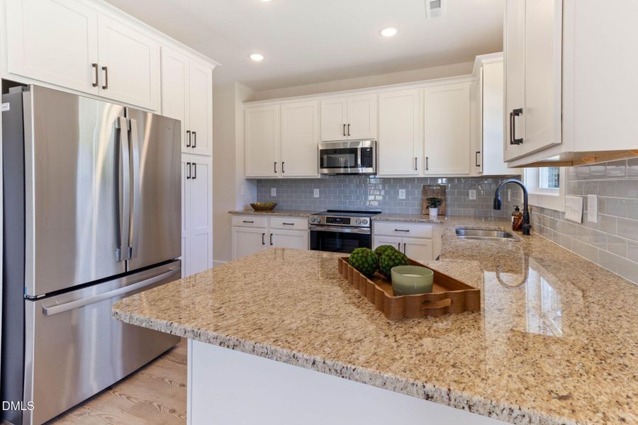 112-web-or-mls-IMG_1125 112-web-or-mls-IMG_1125