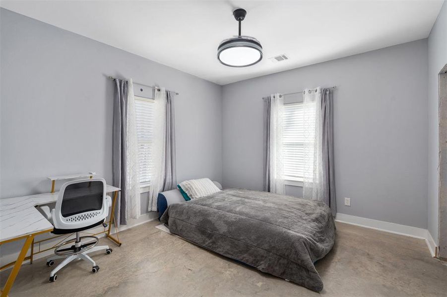 Furnished interior view inside a new home in , Malakoff (Image 12).