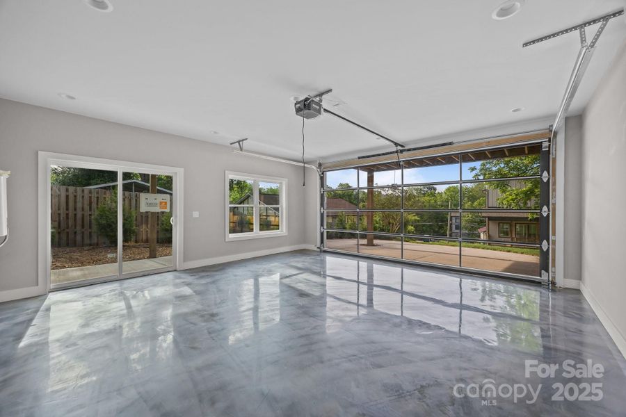 Garage heated and cooled by mini split