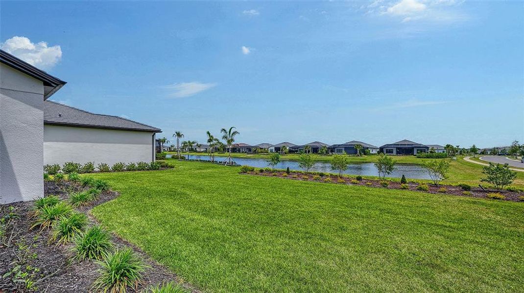 Exterior details and patio area of a home in , Sarasota (Image 27).