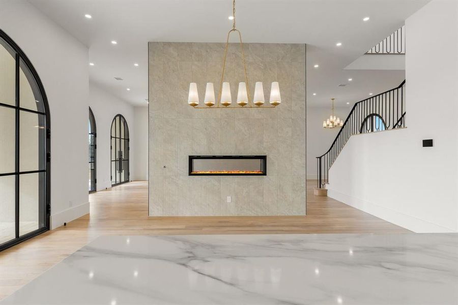 Spacious, unfurnished interior of a new home in Fleming Pointe, Fort Worth (Image 23).