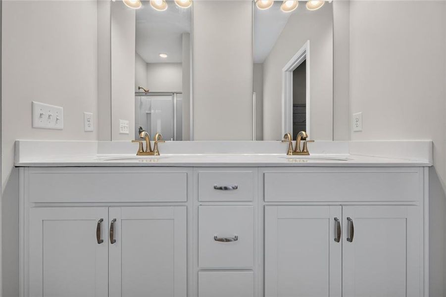Close-up of interior finishes inside a home in Southbend, Rome (Image 19).