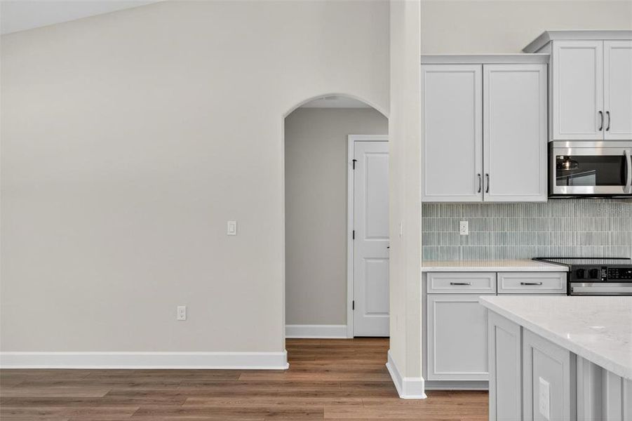 Spacious, unfurnished interior of a new home in , Palm Coast (Image 22).