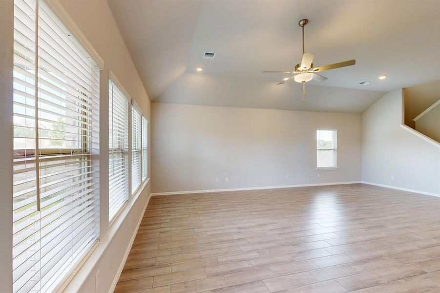 Spacious, unfurnished interior of a new home in Kings Way, Denton (Image 24). Spacious, unfurnished interior of a new home in Kings Way, Denton (Image 24).