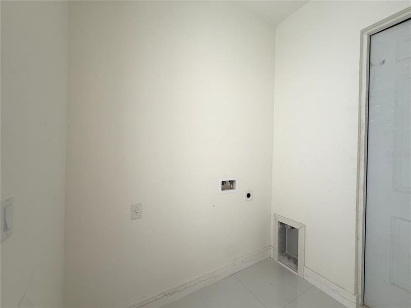 Spacious, unfurnished interior of a new home in , Port Charlotte (Image 17). Spacious, unfurnished interior of a new home in , Port Charlotte (Image 17).