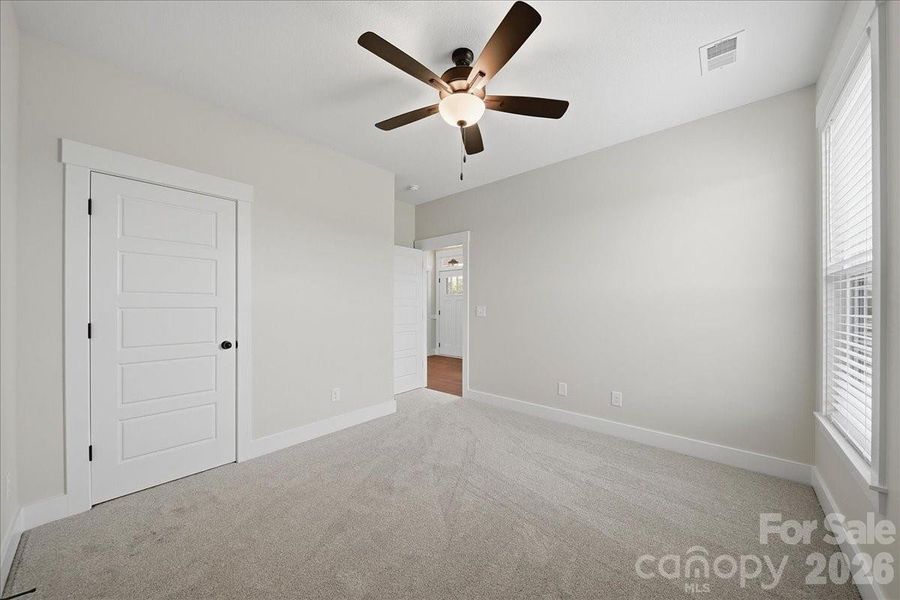 Spacious, unfurnished interior of a new home in , Columbus (Image 14).