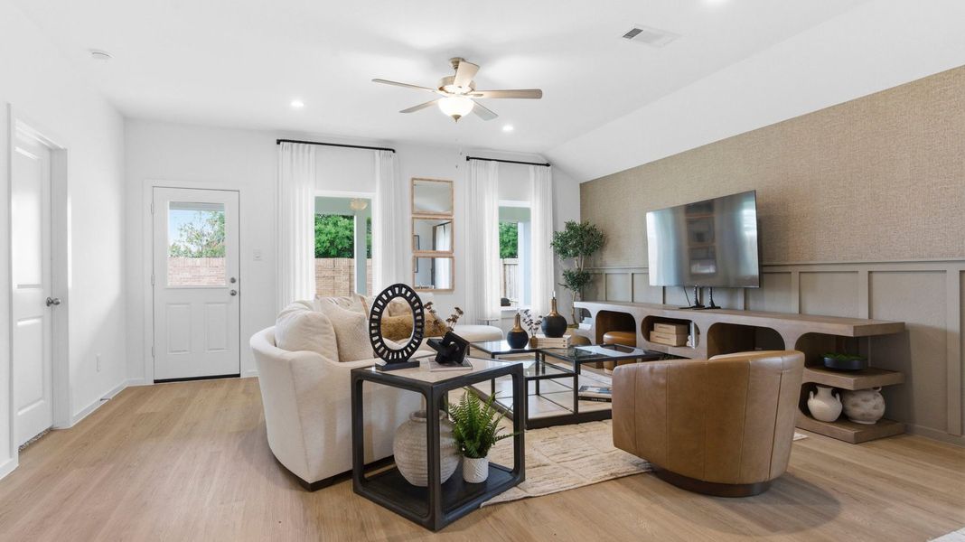 Furnished interior view inside a new home in Lago Mar 55' Homesites, Texas City (Image 11). Furnished interior view inside a new home in Lago Mar 55' Homesites, Texas City (Image 11).