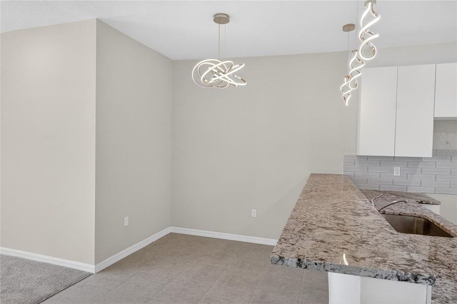 Spacious, unfurnished interior of a new home in , Davenport (Image 19).