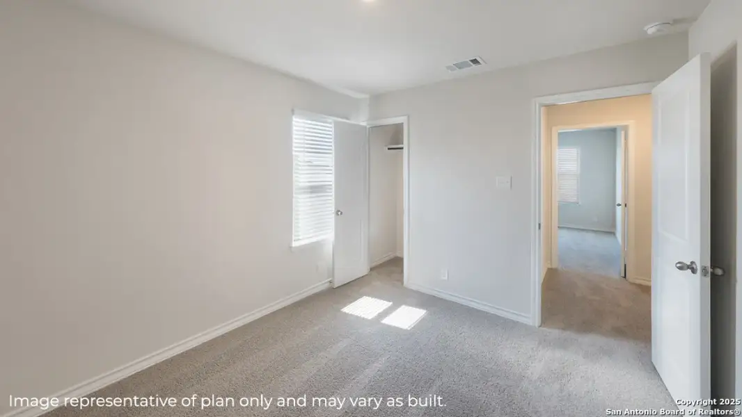 Spacious, unfurnished interior of a new home in Brookstone Creek, San Antonio (Image 23).