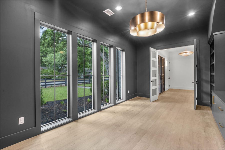 Spacious, unfurnished interior of a new home in , Mount Pleasant (Image 25).