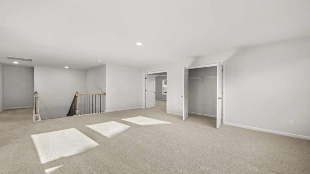 Spacious, unfurnished interior of a new home in Hamptons at Riverwood East, Dallas (Image 31). Spacious, unfurnished interior of a new home in Hamptons at Riverwood East, Dallas (Image 31).