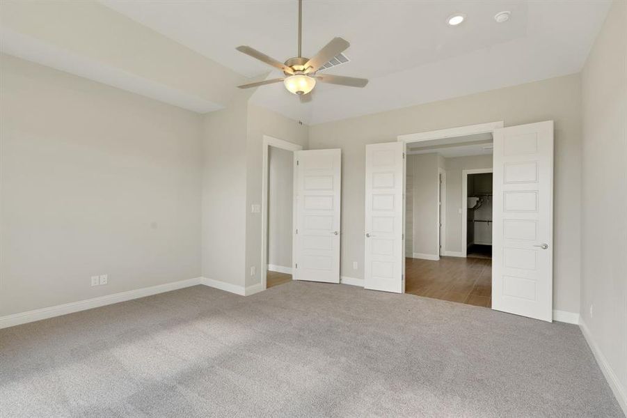 Spacious, unfurnished interior of a new home in Highland Crossing, Celina (Image 22).