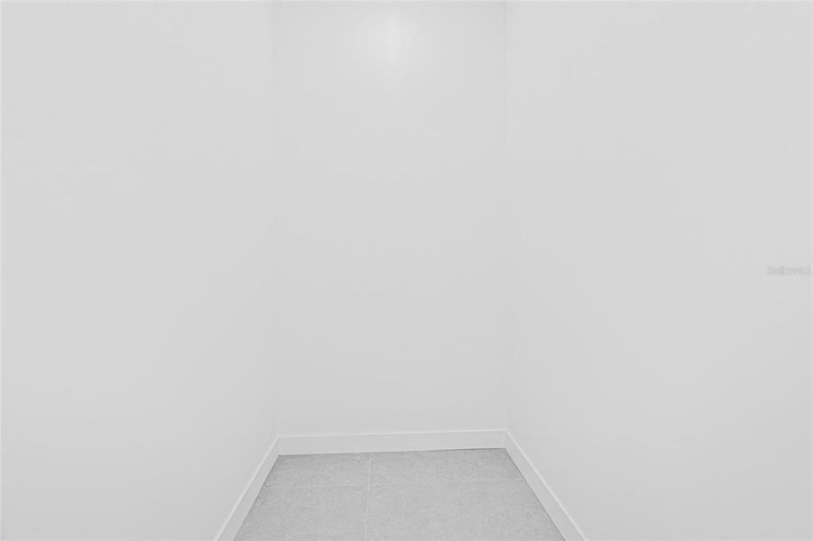 Spacious, unfurnished interior of a new home in , Port Charlotte (Image 65).