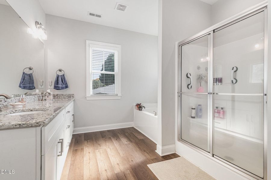 021_img_8942-edit_837