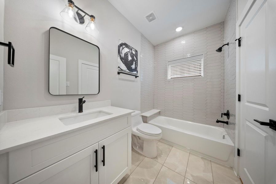 Furnished interior view inside a new home in Skyline Homes at Lou Ellen, Houston (Image 13).