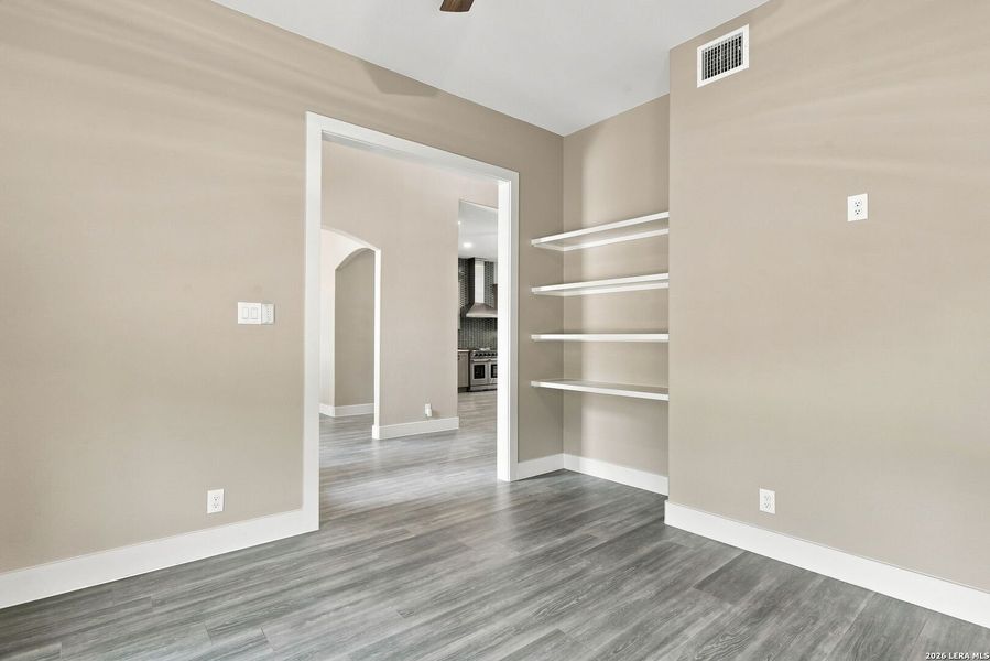 Spacious, unfurnished interior of a new home in , San Antonio (Image 51).
