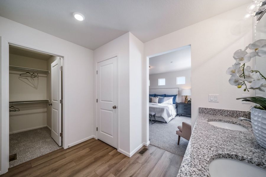 Furnished interior view inside a new home in Thompson River Ranch, Johnstown (Image 11).