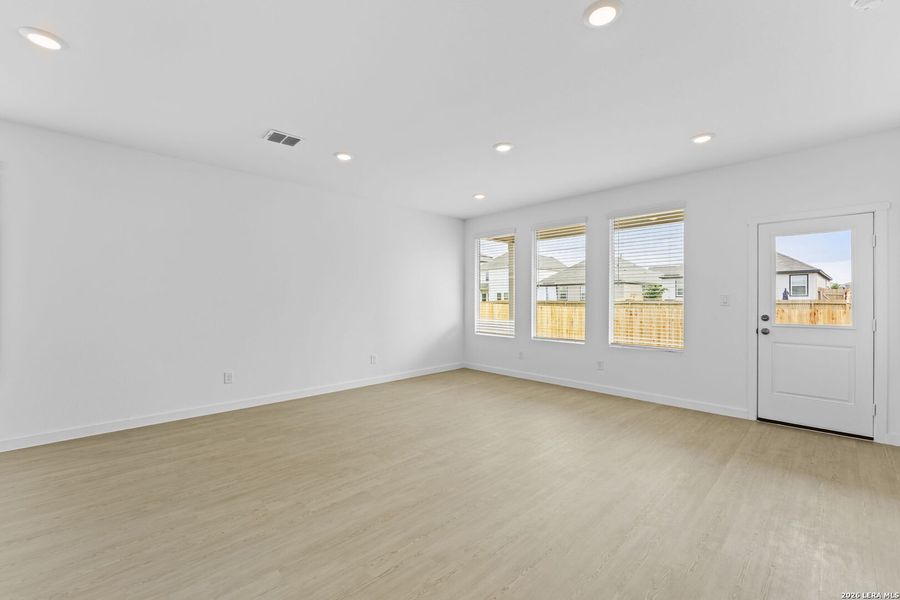 Spacious, unfurnished interior of a new home in Hightop Ridge, Converse (Image 17).