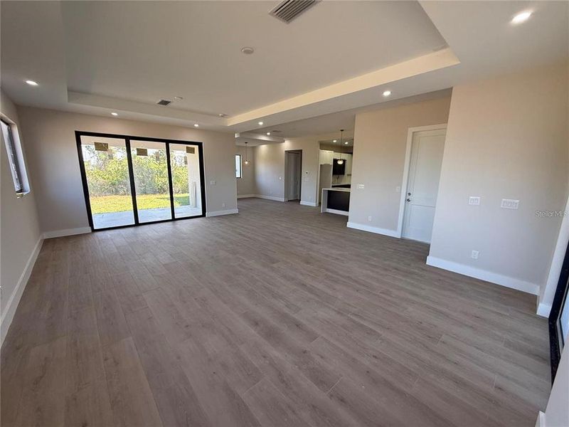 Spacious, unfurnished interior of a new home in , Placida (Image 14).