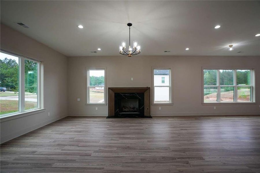 Spacious, unfurnished interior of a new home in , Fayetteville (Image 27).