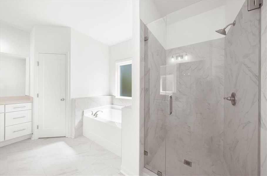 Furnished interior view inside a new home in , Gainesville (Image 13).