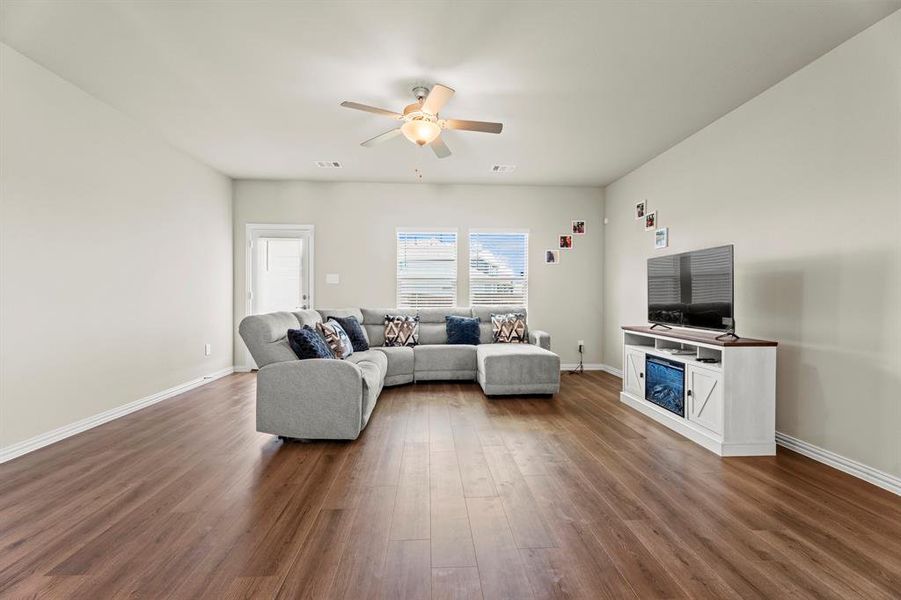 Furnished interior view inside a new home in Briarwood Hills - Highland Series, Forney (Image 9). Furnished interior view inside a new home in Briarwood Hills - Highland Series, Forney (Image 9).