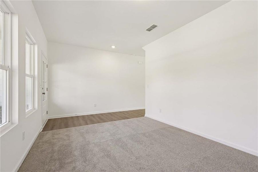 Spacious, unfurnished interior of a new home in Langston Reserve, Cartersville (Image 14).